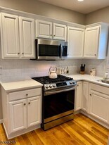 66 King St in Nutley, NJ - Building Photo