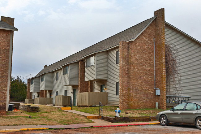 Garland Square of Stroud in Stroud, OK - Building Photo - Building Photo