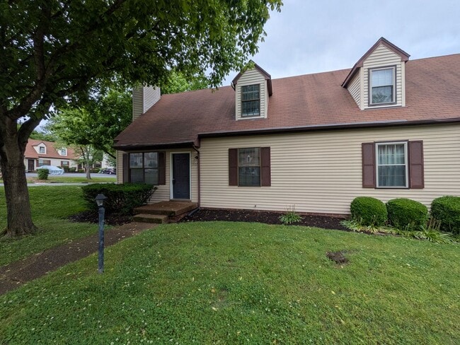 property at 1107 Quail Ct W