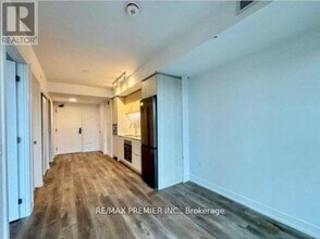 1-421 Jarvis St in Hamilton, ON - Building Photo - Building Photo