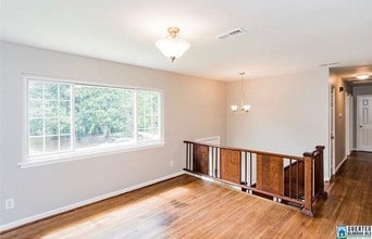 5104 Northumberland Rd in Irondale, AL - Foto de edificio - Building Photo