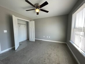 121-123 Tucker Ln in Winchester, KY - Building Photo - Building Photo