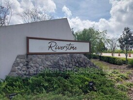 5619 Siltstone St in Lakeland, FL - Building Photo