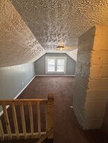 365 E 161st St, Unit 365 E 161 ST in Cleveland, OH - Building Photo