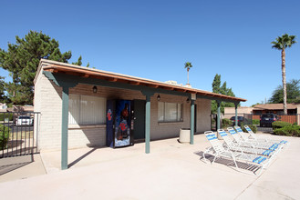 Shannon Park in Tucson, AZ - Building Photo - Building Photo