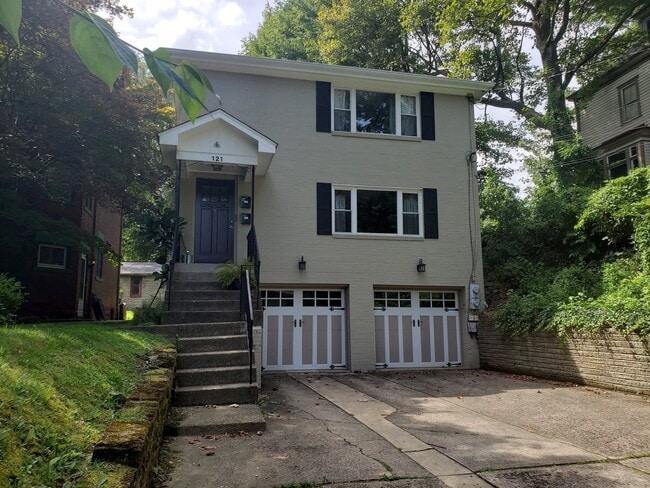 property at 121 Breading Ave