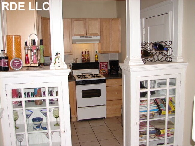 30 Jamaicaway, Unit 1 in Boston, MA - Building Photo - Building Photo