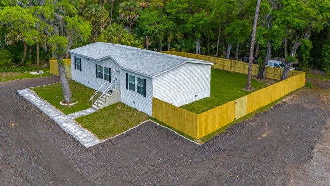 8544 S 78th St in Riverview, FL - Building Photo - Building Photo
