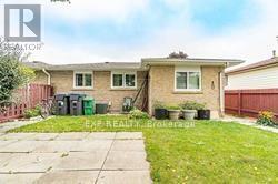 53 Mandarin Crescent in Brampton, ON - Building Photo - Building Photo
