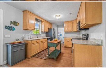 539 Childers St in Pensacola, FL - Building Photo - Building Photo