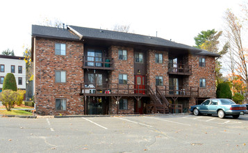 Meadow Village in Westfield, MA - Building Photo - Building Photo