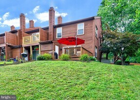 111 Honey Locust Ct in Collegeville, PA - Building Photo