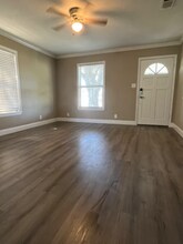 1585 W Virginia St in Beaumont, TX - Foto de edificio - Building Photo