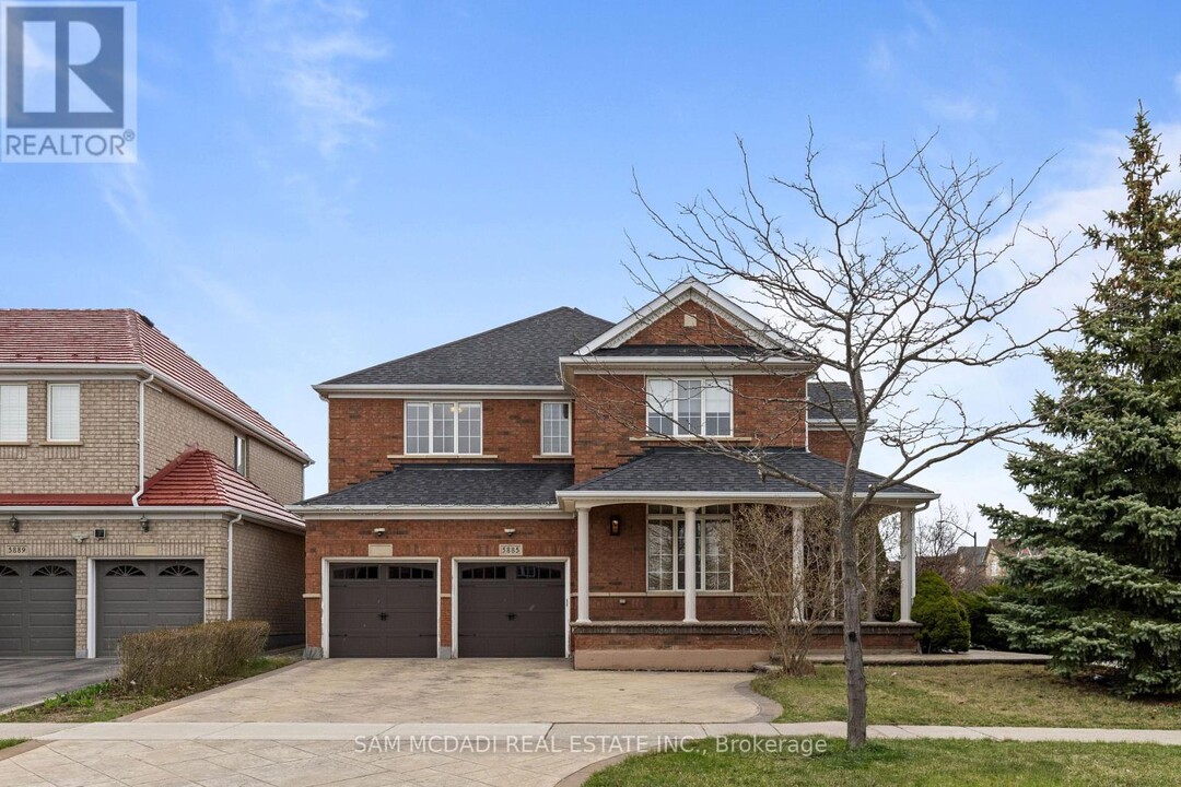 5885 Long Valley Rd in Mississauga, ON - Building Photo