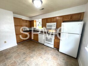 701 Tuck St NE in Roanoke, VA - Building Photo - Building Photo