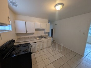 429 Tennessee St SE in Albuquerque, NM - Building Photo - Building Photo