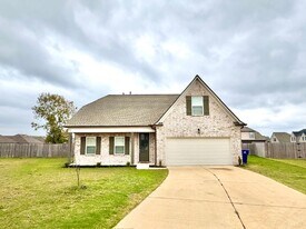 5434 Lakeside Cove in Walls, MS - Building Photo