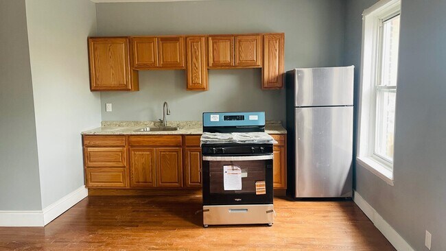 514 West Side Ave in Jersey City, NJ - Building Photo - Building Photo