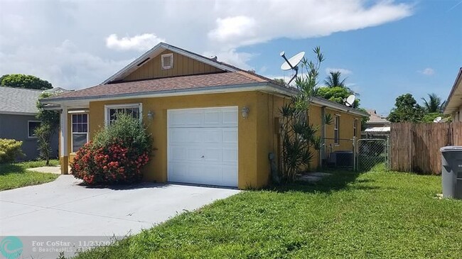 10056 Boynton Pl Cir in Boynton Beach, FL - Foto de edificio - Building Photo