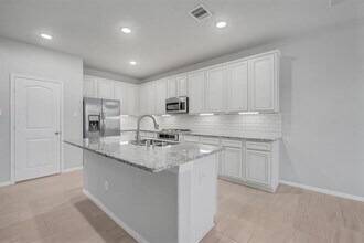 23503 Blue Prato Ct in Katy, TX - Foto de edificio - Building Photo