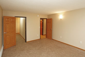 Park Plaza Apartments in St. Cloud, MN - Foto de edificio - Interior Photo