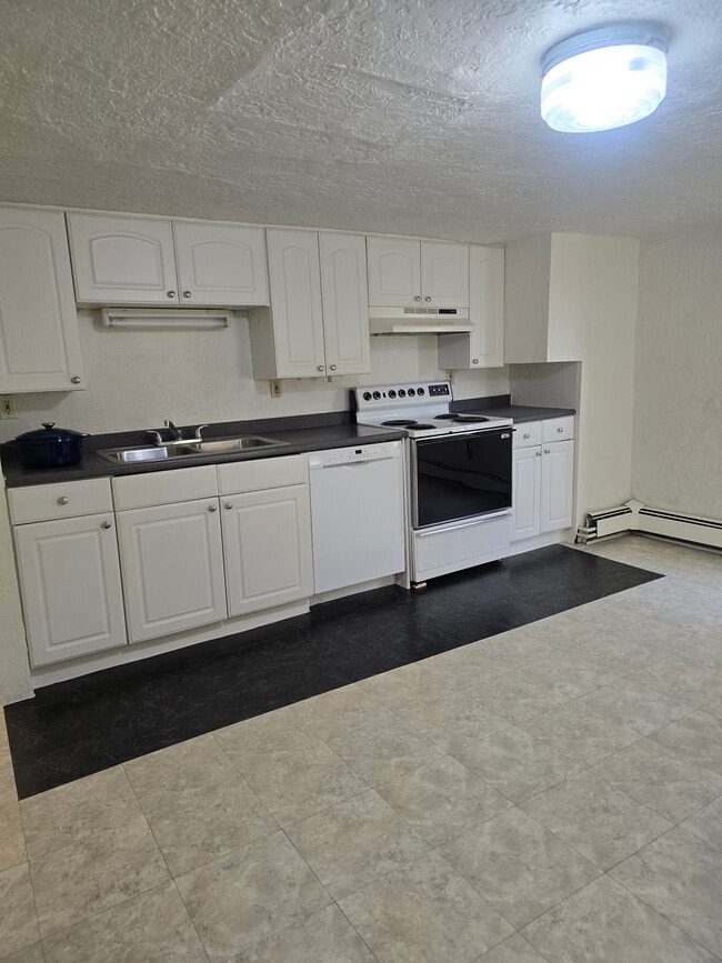 property at 708 Erie St