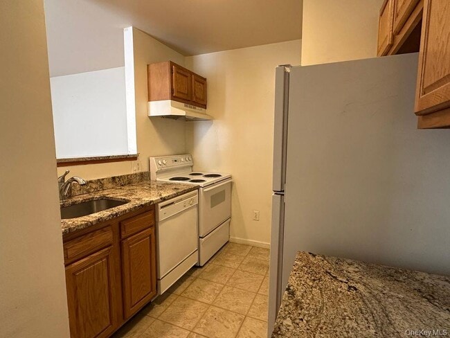 1870 Baldwin Rd in Yorktown Heights, NY - Building Photo - Building Photo