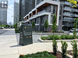 27 McMahon Dr in Toronto, ON - Building Photo