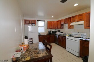 524 Mulberry St in Newark, NJ - Building Photo - Building Photo