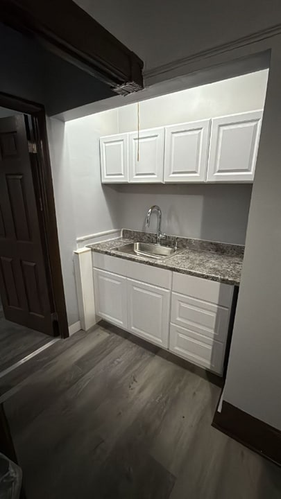 714 Main St in Poughkeepsie, NY - Building Photo