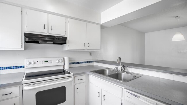 316 Scottsdale Square in Winter Park, FL - Building Photo - Building Photo