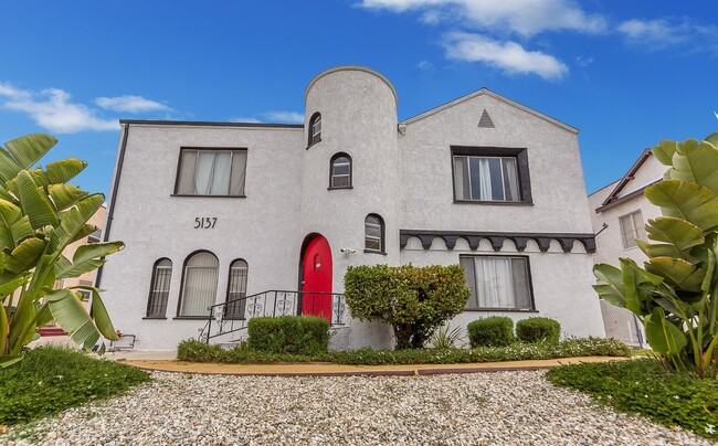 5135 W 21st St in Los Angeles, CA - Building Photo - Building Photo