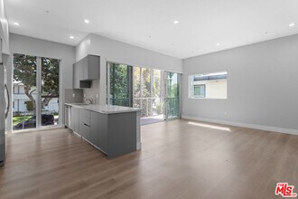 1223 Hayworth Ave in West Hollywood, CA - Building Photo - Building Photo