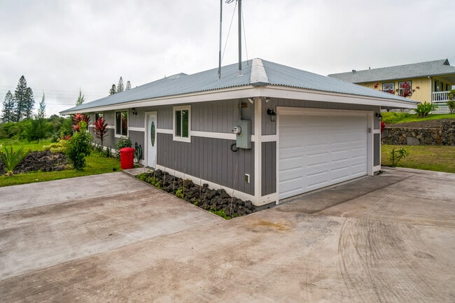 property at 94-6661-6661 Kamaoa Rd