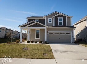 15545 Westmoor Ave in Noblesville, IN - Building Photo