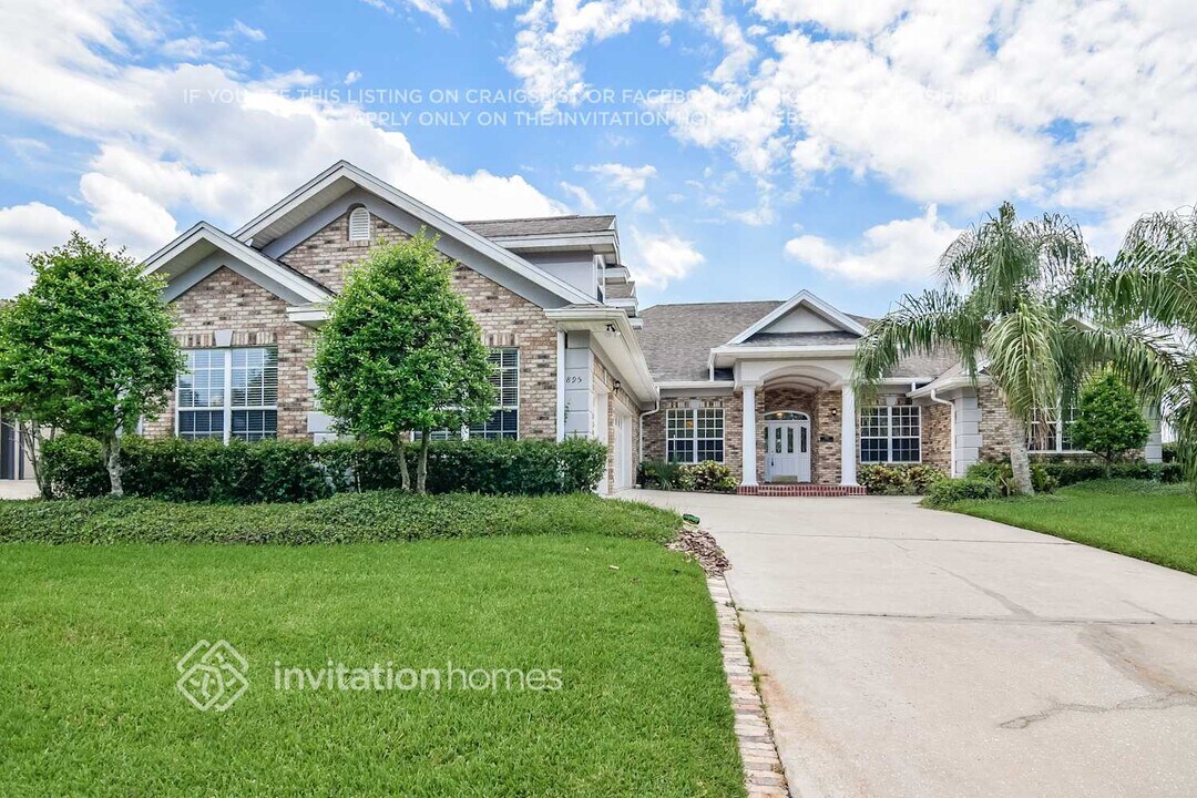 895 Osprey Landing Dr in Lakeland, FL - Building Photo
