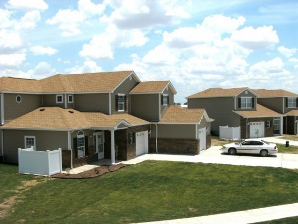 Goodfellow Family Housing in San Angelo, TX - Foto de edificio - Building Photo