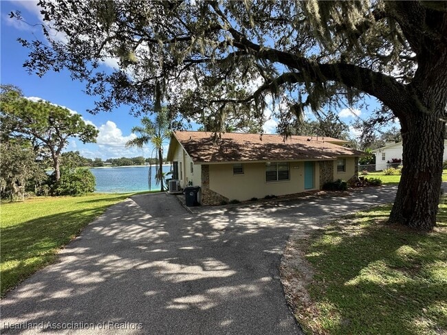 1504 Sam Asbury Ave in Avon Park, FL - Building Photo - Building Photo
