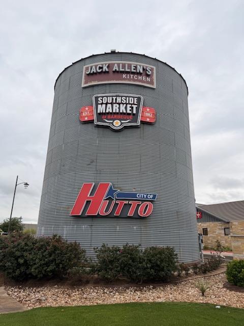 707 East St in Hutto, TX - Building Photo - Building Photo