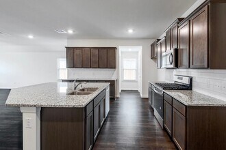 709 Smokey Trail in Princeton, TX - Foto de edificio - Building Photo