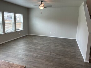 13117 Candace Wy in Saint Hedwig, TX - Building Photo - Building Photo