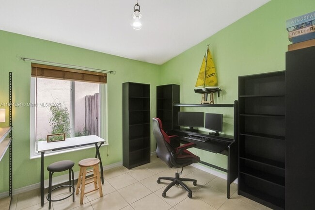 property at 1635 SE 20th Pl