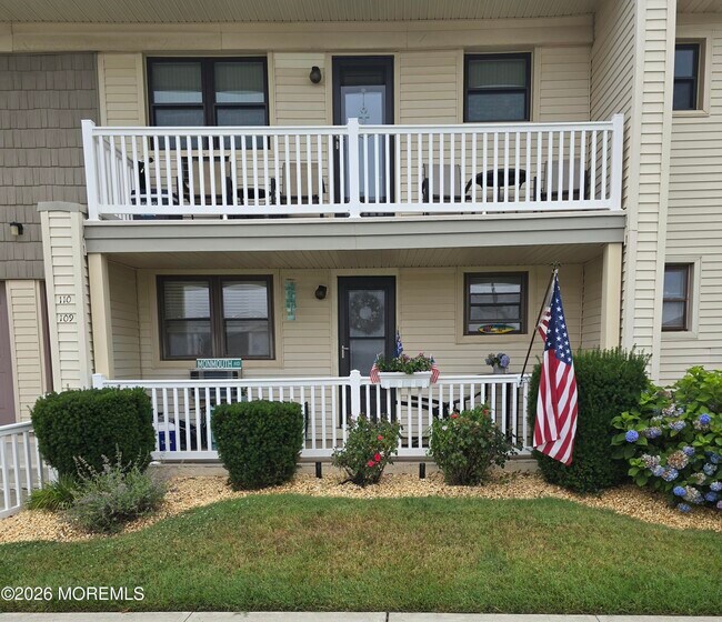 property at 109 Wharfside Dr