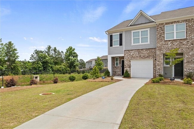 595 Magnolia Cir in Palmetto, GA - Building Photo - Building Photo