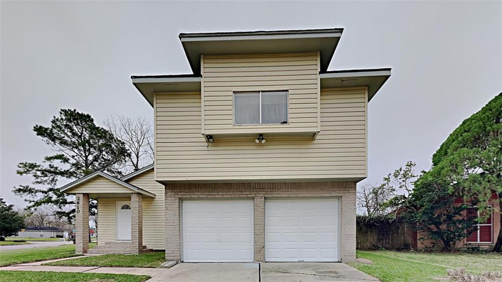 2610 S Belgravia Dr in Pearland, TX - Building Photo