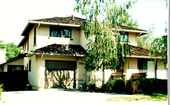 1260 Redwood Ave in Redwood City, CA - Building Photo - Building Photo