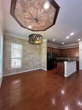 9114 Harbor Hills Dr in Houston, TX - Building Photo - Building Photo