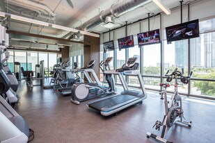 Midtown 5 in Miami, FL - Building Photo