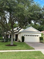 2205 Caledonian St in Clermont, FL - Building Photo