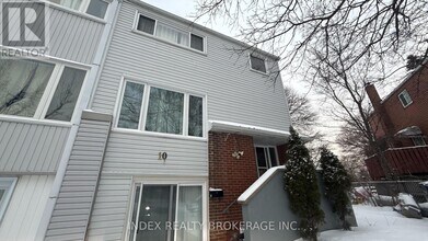 10 Lynwood Ct in Brampton, ON - Building Photo - Building Photo